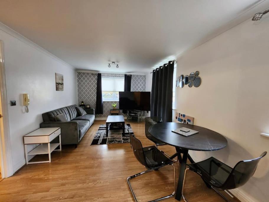 Rgm Hatfield 2 Bedroom Apartment Extérieur photo
